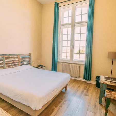 Les Trois Lys Hotel Condom Eksteriør billede