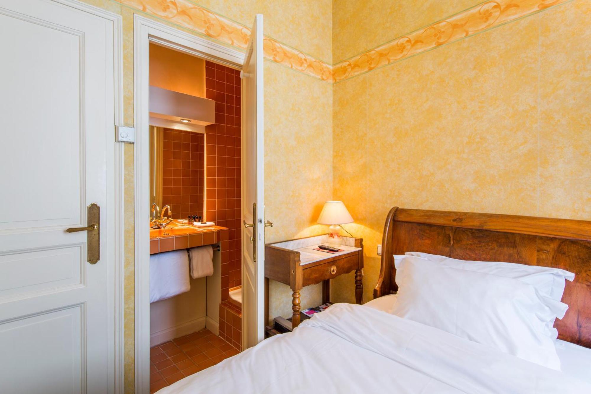 Les Trois Lys Hotel Condom Eksteriør billede