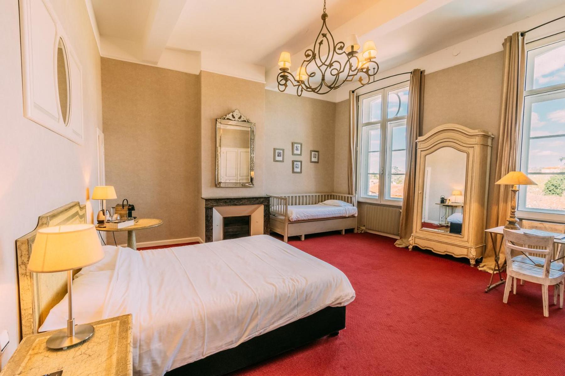 Les Trois Lys Hotel Condom Eksteriør billede