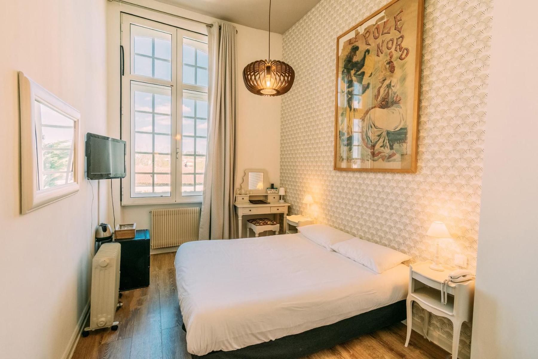 Les Trois Lys Hotel Condom Eksteriør billede